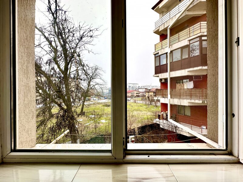 Garsoniera gata de mutat. Berceni-Cretestilor Metrou Dimitrie Leonida la 13 min.